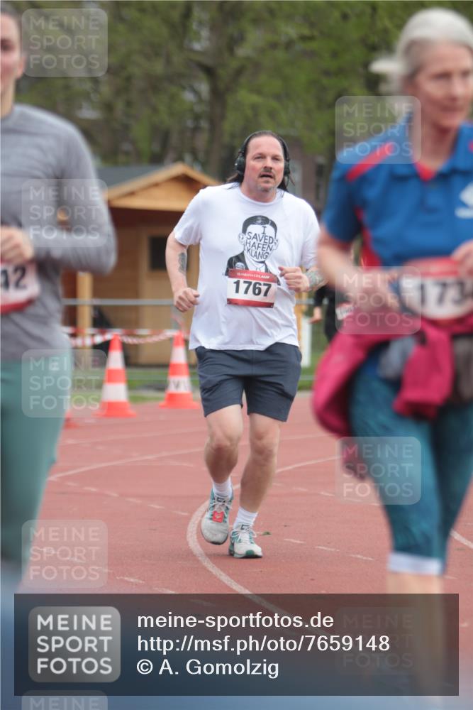 13.04.2025 - Hammer Lauf A. Gomolzig http://msf.ph/oto/7659148 13.04.2025 10:20:38 Ziel 1142, 1269, 1270, 1734, 1767 meine-sportfotos.de