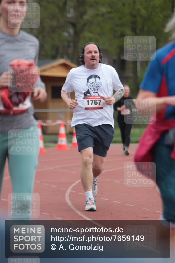 13.04.2025 - Hammer Lauf A. Gomolzig http://msf.ph/oto/7659149 13.04.2025 10:20:38 Ziel 1142, 1269, 1270, 1734, 1767 meine-sportfotos.de