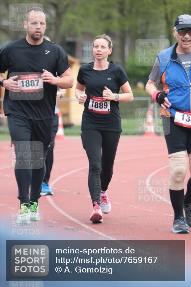 13.04.2025 - Hammer Lauf A. Gomolzig http://msf.ph/oto/7659167 13.04.2025 10:20:54 Ziel 130, 731, 733, 1803, 1887, 1889 meine-sportfotos.de