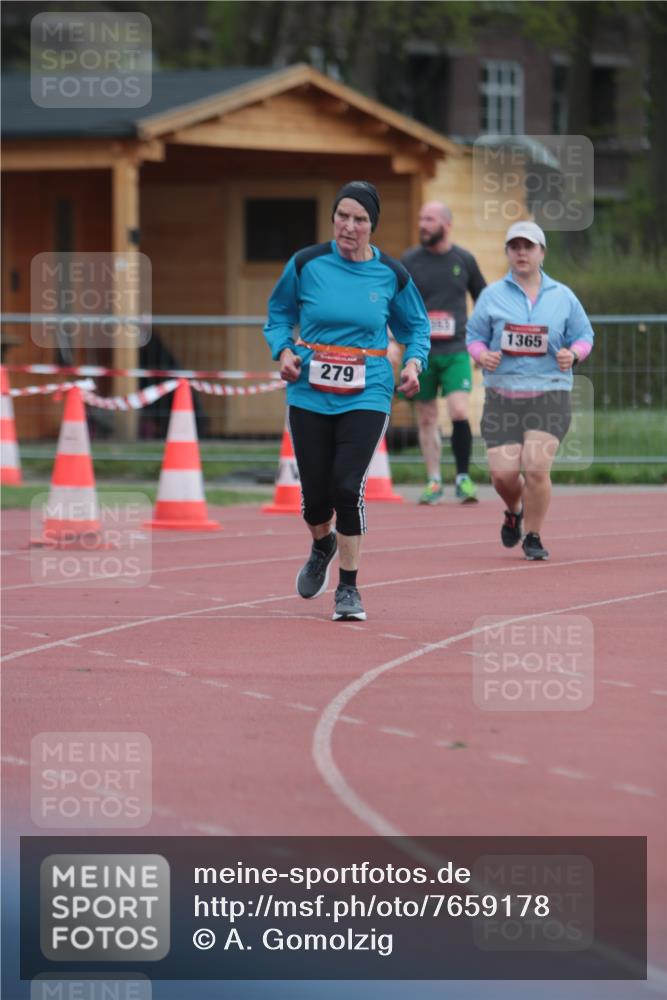 13.04.2025 - Hammer Lauf A. Gomolzig http://msf.ph/oto/7659178 13.04.2025 10:21:02 Ziel 1365 meine-sportfotos.de
