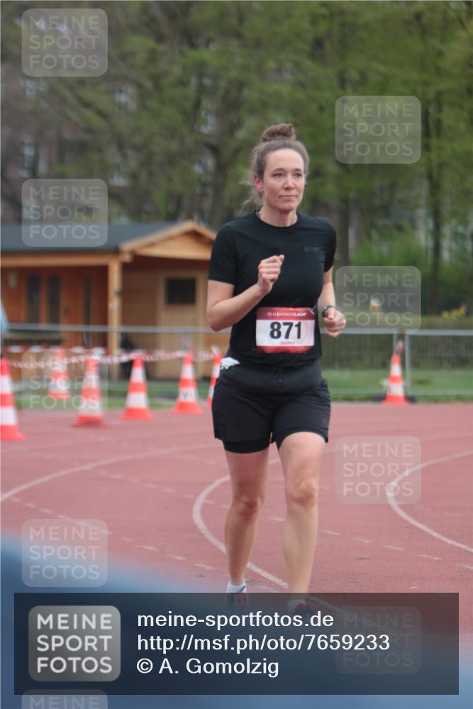 13.04.2025 - Hammer Lauf A. Gomolzig http://msf.ph/oto/7659233 13.04.2025 10:21:39 Ziel 137, 706, 708, 871 meine-sportfotos.de