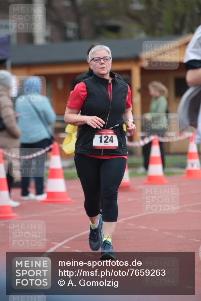 13.04.2025 - Hammer Lauf A. Gomolzig http://msf.ph/oto/7659263 13.04.2025 10:22:03 Ziel 124, 905, 1011, 1227 meine-sportfotos.de