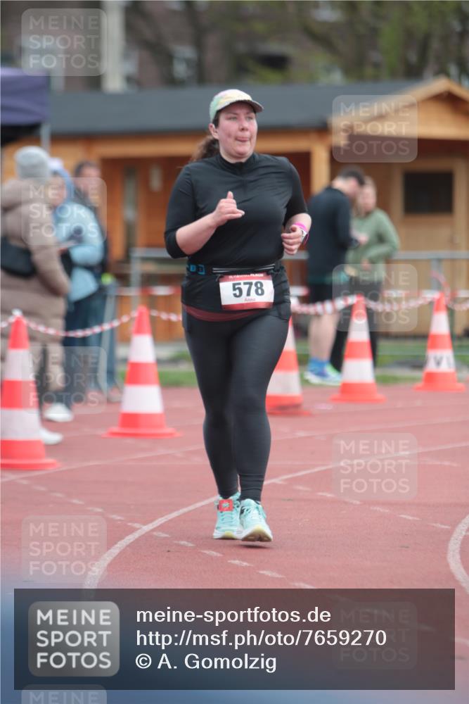 13.04.2025 - Hammer Lauf A. Gomolzig http://msf.ph/oto/7659270 13.04.2025 10:22:31 Ziel 578 meine-sportfotos.de