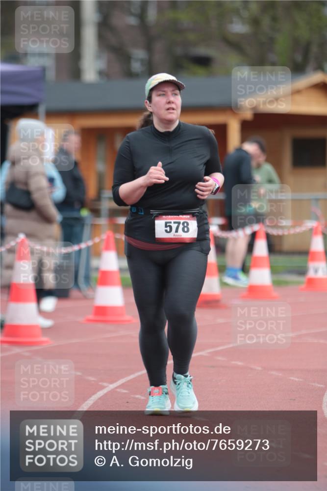 13.04.2025 - Hammer Lauf A. Gomolzig http://msf.ph/oto/7659273 13.04.2025 10:22:32 Ziel 578 meine-sportfotos.de