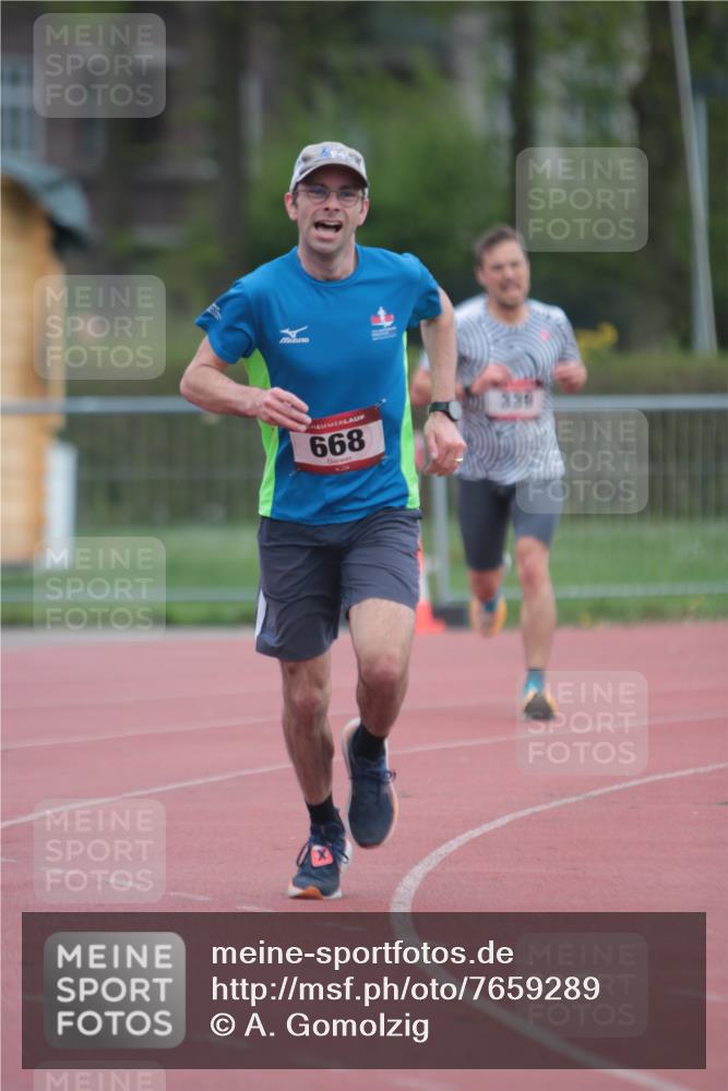 13.04.2025 - Hammer Lauf A. Gomolzig http://msf.ph/oto/7659289 13.04.2025 10:23:16 Ziel 339, 668 meine-sportfotos.de
