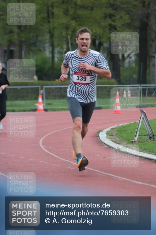 13.04.2025 - Hammer Lauf A. Gomolzig http://msf.ph/oto/7659303 13.04.2025 10:23:21 Ziel 543 meine-sportfotos.de