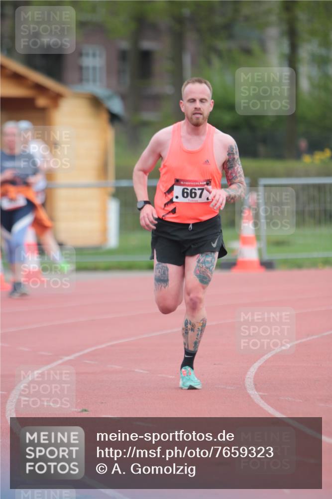 13.04.2025 - Hammer Lauf A. Gomolzig http://msf.ph/oto/7659323 13.04.2025 10:23:33 Ziel 667, 702, 1855, 1941 meine-sportfotos.de