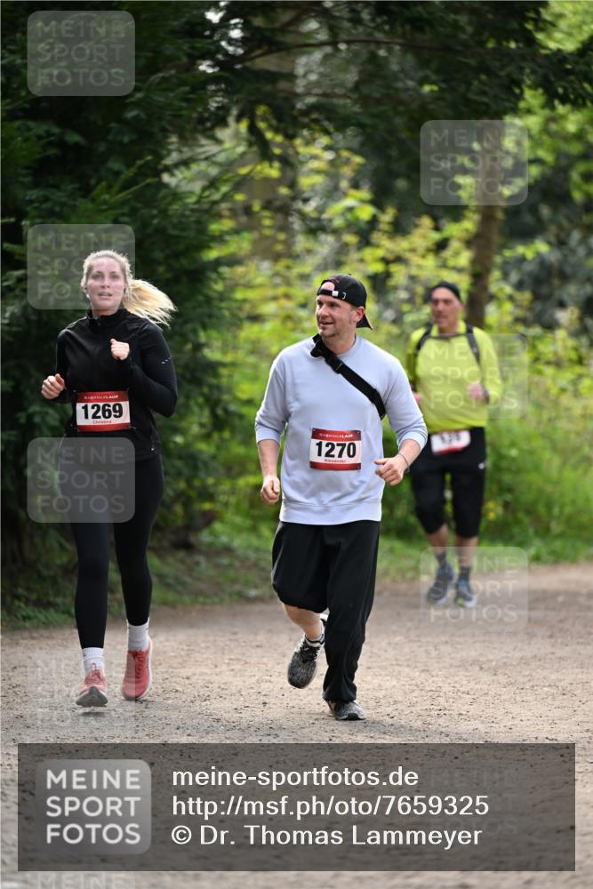 13.04.2025 - Hammer Lauf Dr. Thomas Lammeyer http://msf.ph/oto/7659325 13.04.2025 10:52:25 Laufen 15, 1269, 15, 1270 meine-sportfotos.de
