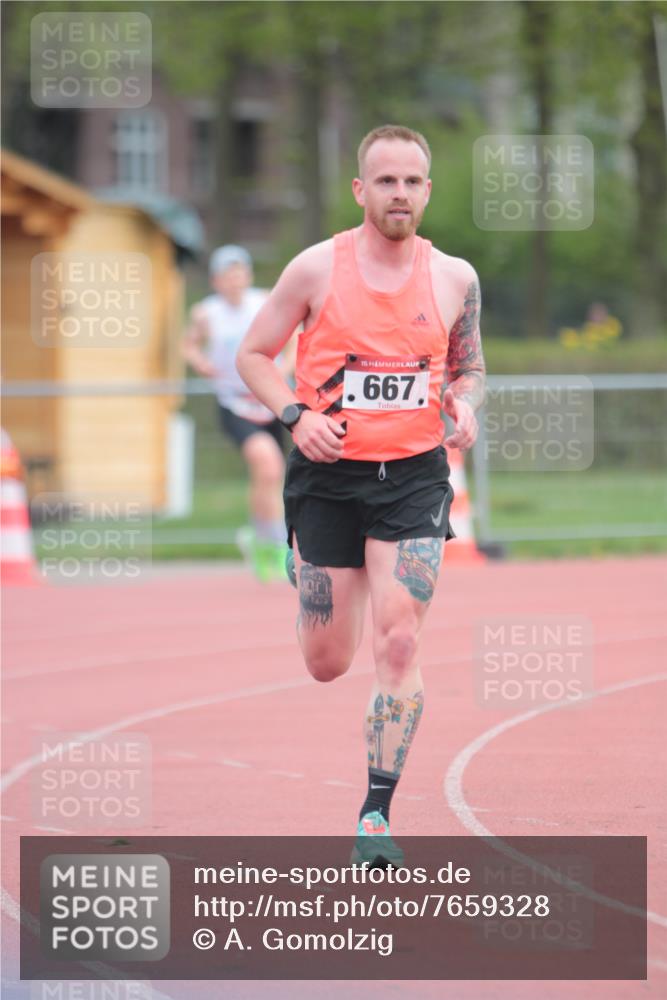 13.04.2025 - Hammer Lauf A. Gomolzig http://msf.ph/oto/7659328 13.04.2025 10:23:34 Ziel 667, 702, 1855, 1941 meine-sportfotos.de