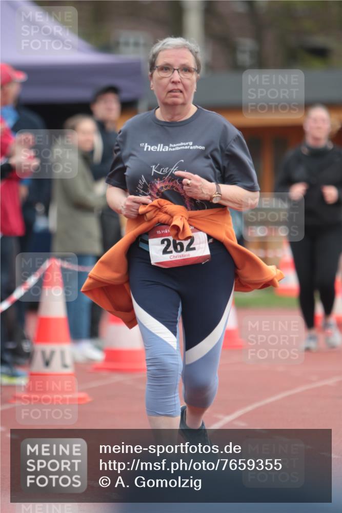 13.04.2025 - Hammer Lauf A. Gomolzig http://msf.ph/oto/7659355 13.04.2025 10:23:42 Ziel 262, 698 meine-sportfotos.de