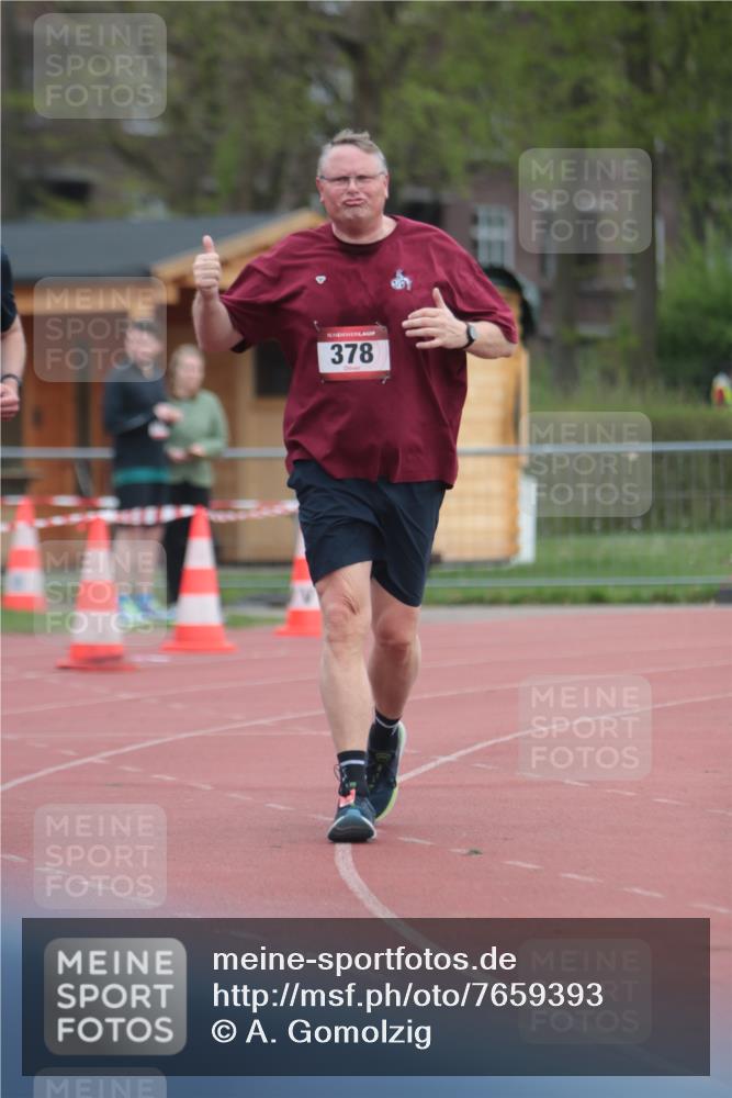 13.04.2025 - Hammer Lauf A. Gomolzig http://msf.ph/oto/7659393 13.04.2025 10:24:15 Ziel 378, 506, 1175 meine-sportfotos.de