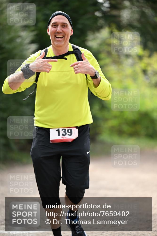 13.04.2025 - Hammer Lauf Dr. Thomas Lammeyer http://msf.ph/oto/7659402 13.04.2025 10:52:32 Laufen 139 meine-sportfotos.de