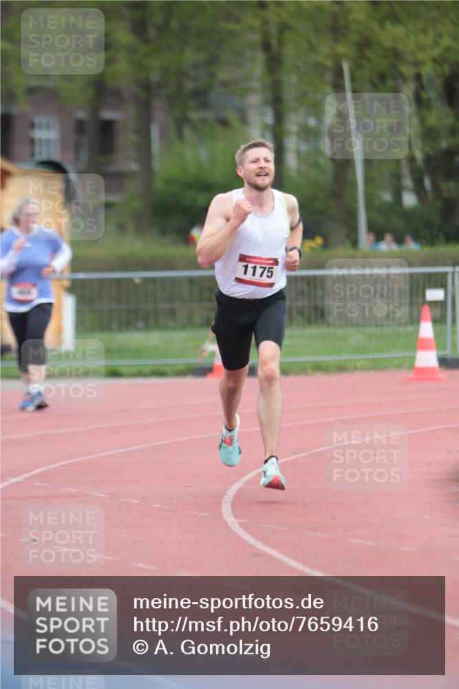 13.04.2025 - Hammer Lauf A. Gomolzig http://msf.ph/oto/7659416 13.04.2025 10:24:25 Ziel 1175 meine-sportfotos.de