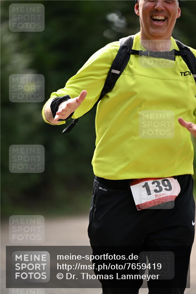 13.04.2025 - Hammer Lauf Dr. Thomas Lammeyer http://msf.ph/oto/7659419 13.04.2025 10:52:33 Laufen 139 meine-sportfotos.de