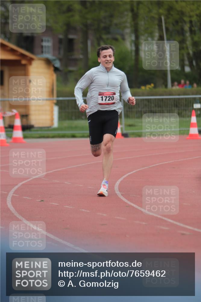 13.04.2025 - Hammer Lauf A. Gomolzig http://msf.ph/oto/7659462 13.04.2025 10:24:45 Ziel  meine-sportfotos.de