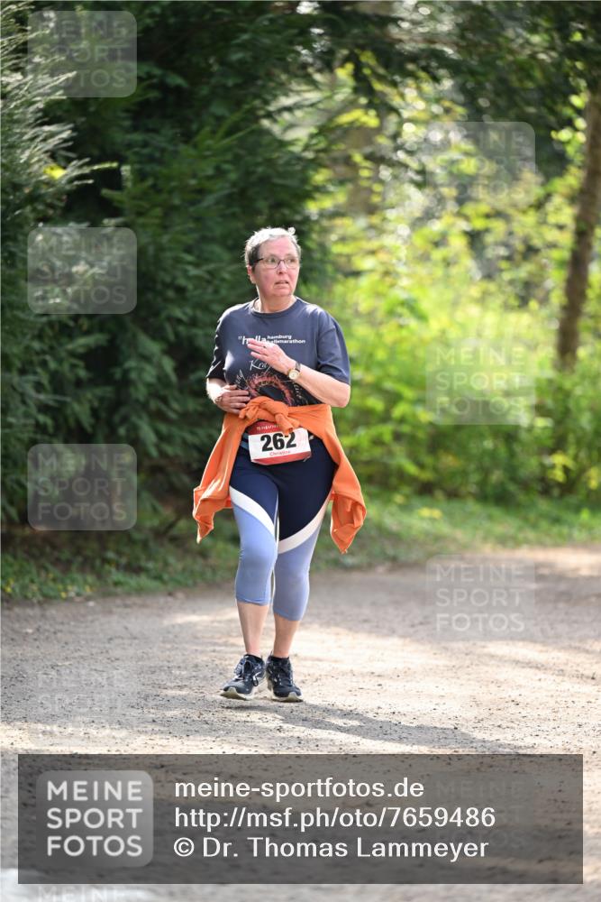 13.04.2025 - Hammer Lauf Dr. Thomas Lammeyer http://msf.ph/oto/7659486 13.04.2025 10:59:34 Laufen 17, 15, 262 meine-sportfotos.de