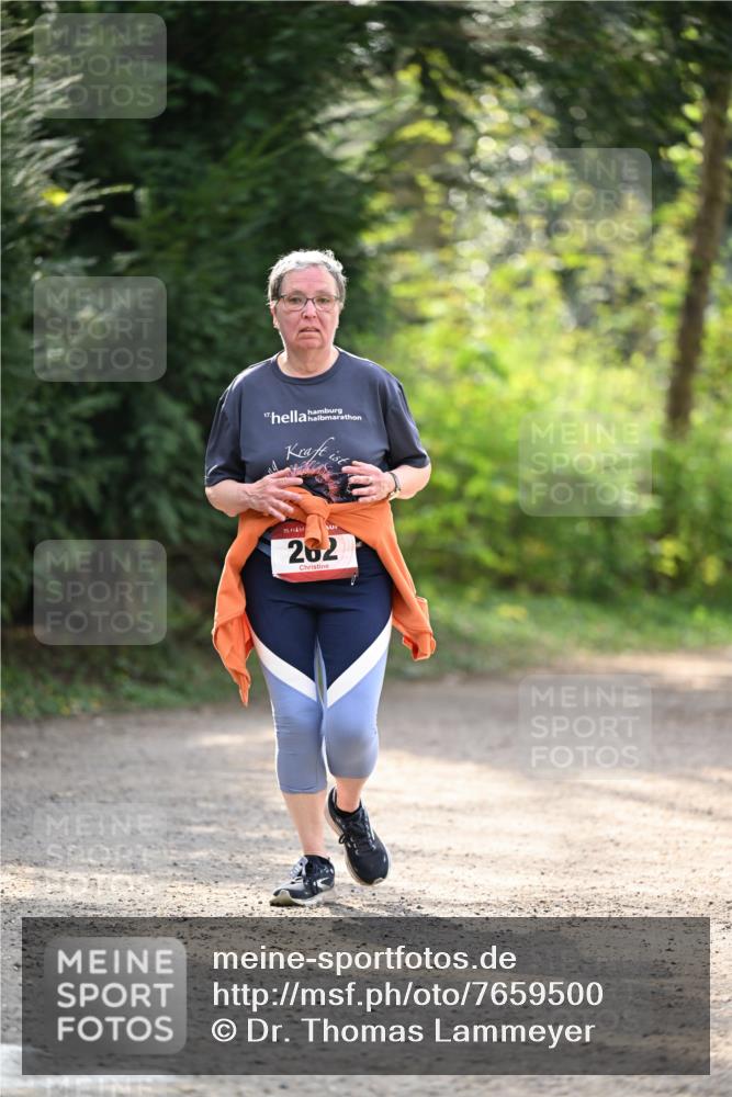 13.04.2025 - Hammer Lauf Dr. Thomas Lammeyer http://msf.ph/oto/7659500 13.04.2025 10:59:34 Laufen 17, 15, 262 meine-sportfotos.de