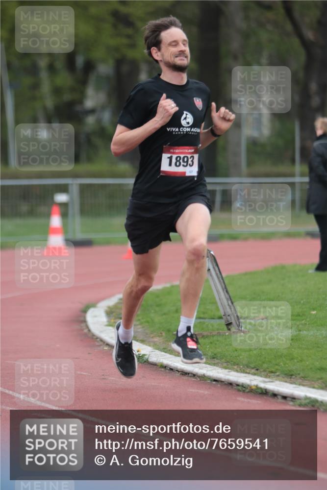 13.04.2025 - Hammer Lauf A. Gomolzig http://msf.ph/oto/7659541 13.04.2025 10:25:51 Ziel 417, 418, 1168 meine-sportfotos.de