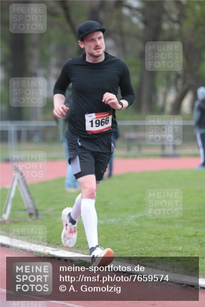 13.04.2025 - Hammer Lauf A. Gomolzig http://msf.ph/oto/7659574 13.04.2025 10:26:08 Ziel 1966 meine-sportfotos.de