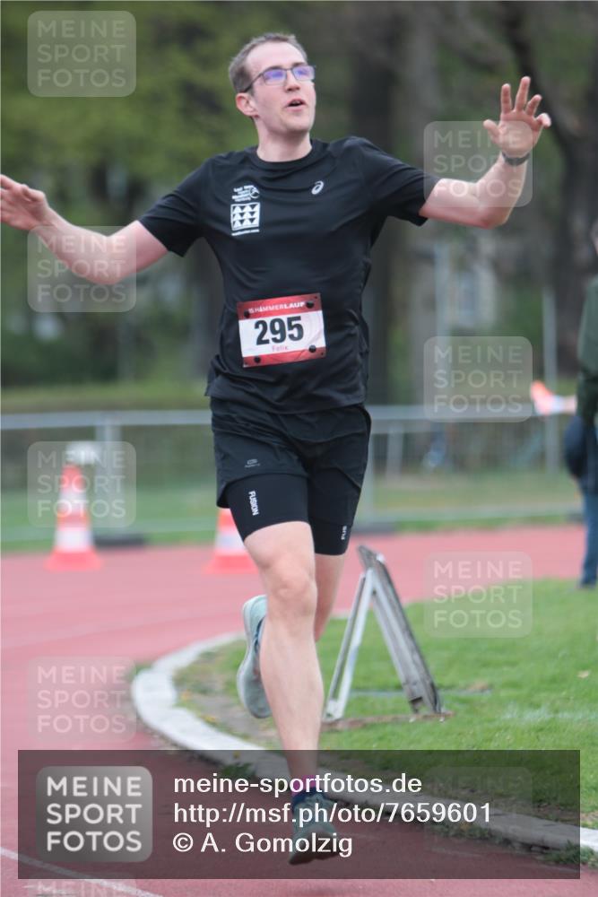 13.04.2025 - Hammer Lauf A. Gomolzig http://msf.ph/oto/7659601 13.04.2025 10:27:01 Ziel 295, 1031 meine-sportfotos.de