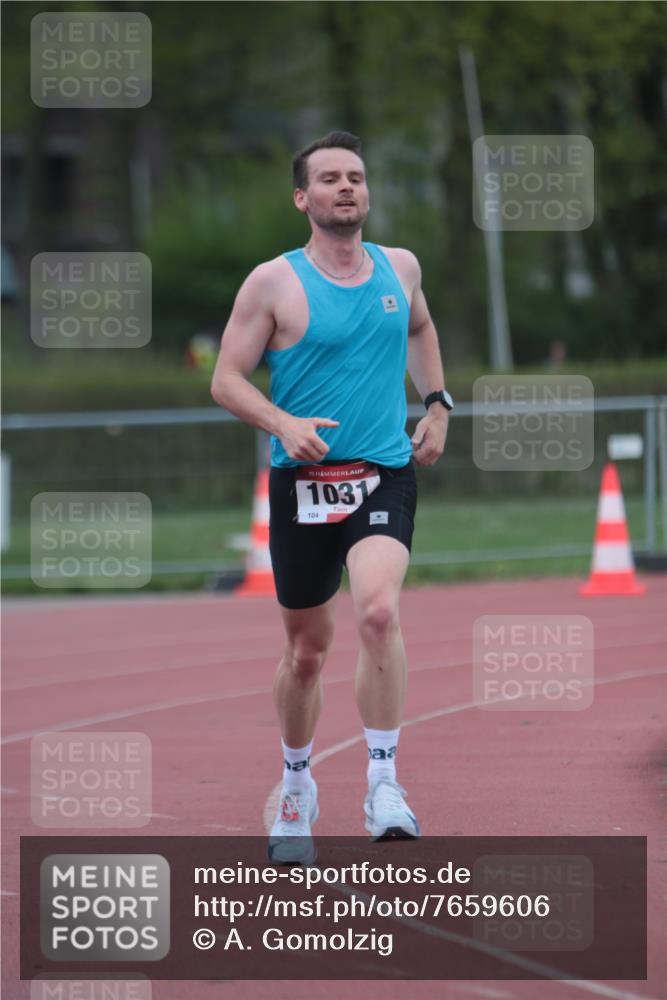 13.04.2025 - Hammer Lauf A. Gomolzig http://msf.ph/oto/7659606 13.04.2025 10:27:04 Ziel 1031 meine-sportfotos.de