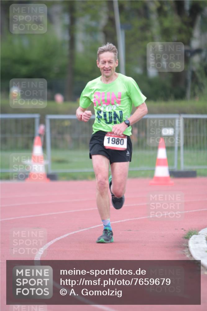 13.04.2025 - Hammer Lauf A. Gomolzig http://msf.ph/oto/7659679 13.04.2025 10:28:18 Ziel 1980 meine-sportfotos.de