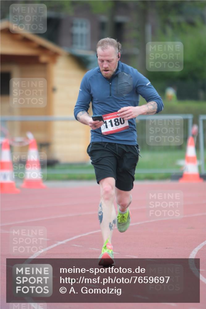 13.04.2025 - Hammer Lauf A. Gomolzig http://msf.ph/oto/7659697 13.04.2025 10:28:27 Ziel 623, 1180, 1704 meine-sportfotos.de
