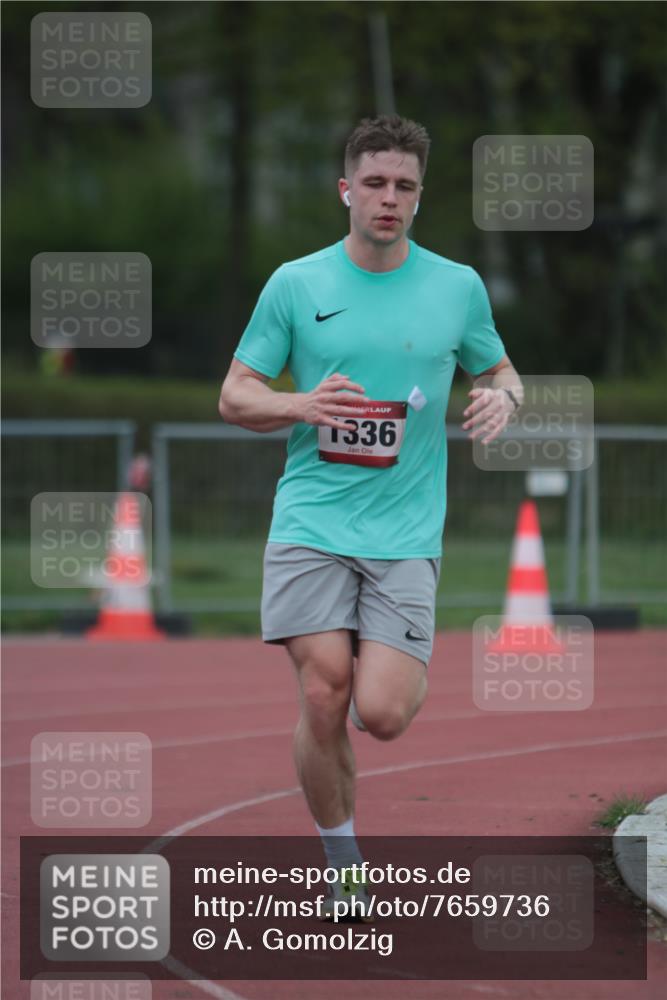 13.04.2025 - Hammer Lauf A. Gomolzig http://msf.ph/oto/7659736 13.04.2025 10:28:46 Ziel 1336 meine-sportfotos.de