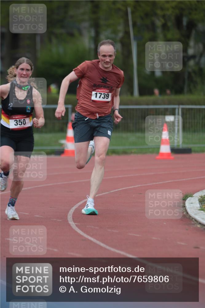 13.04.2025 - Hammer Lauf A. Gomolzig http://msf.ph/oto/7659806 13.04.2025 10:29:44 Ziel 350, 390, 1739 meine-sportfotos.de