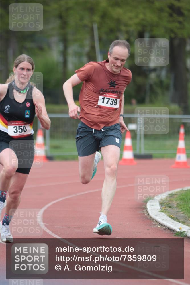13.04.2025 - Hammer Lauf A. Gomolzig http://msf.ph/oto/7659809 13.04.2025 10:29:45 Ziel 390 meine-sportfotos.de