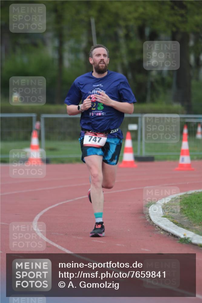 13.04.2025 - Hammer Lauf A. Gomolzig http://msf.ph/oto/7659841 13.04.2025 10:30:06 Ziel 747 meine-sportfotos.de