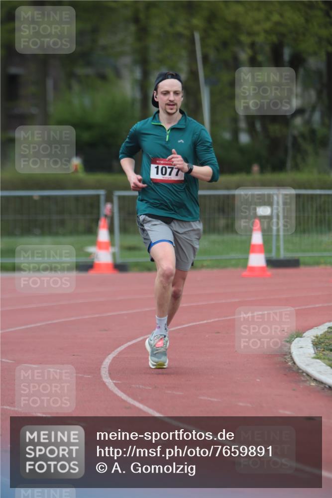 13.04.2025 - Hammer Lauf A. Gomolzig http://msf.ph/oto/7659891 13.04.2025 10:30:36 Ziel 1077, 1797 meine-sportfotos.de