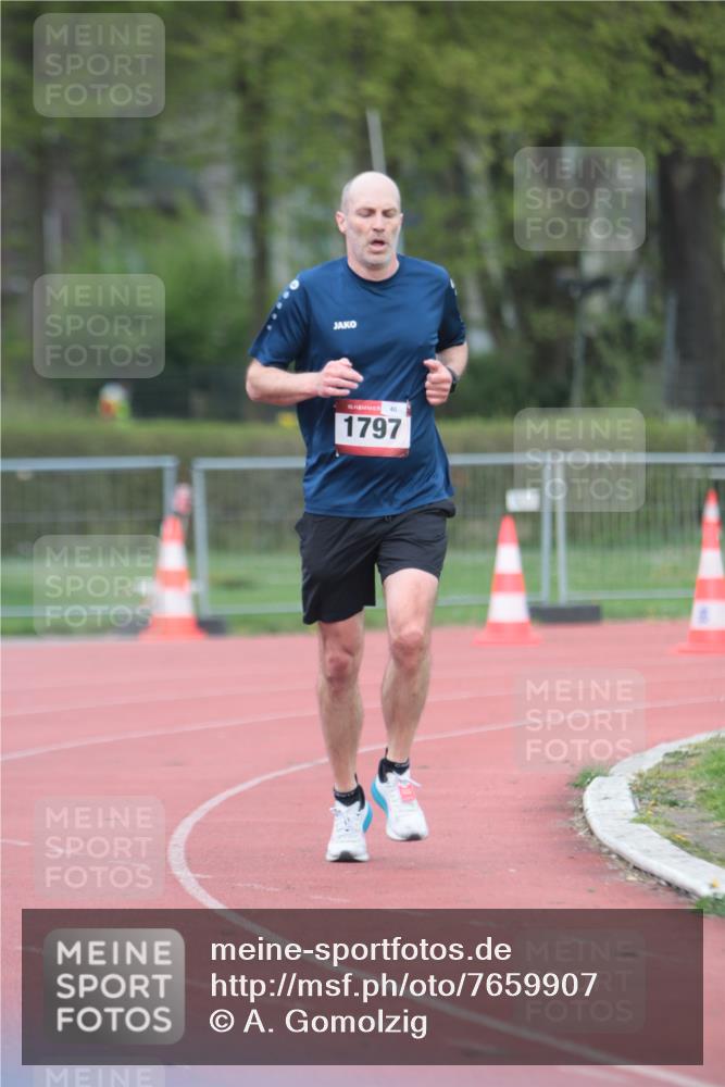 13.04.2025 - Hammer Lauf A. Gomolzig http://msf.ph/oto/7659907 13.04.2025 10:30:42 Ziel 1797 meine-sportfotos.de