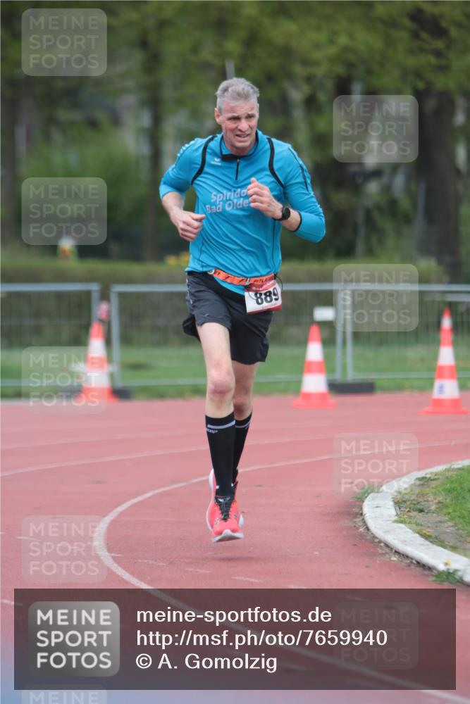 13.04.2025 - Hammer Lauf A. Gomolzig http://msf.ph/oto/7659940 13.04.2025 10:31:09 Ziel 889, 1119 meine-sportfotos.de