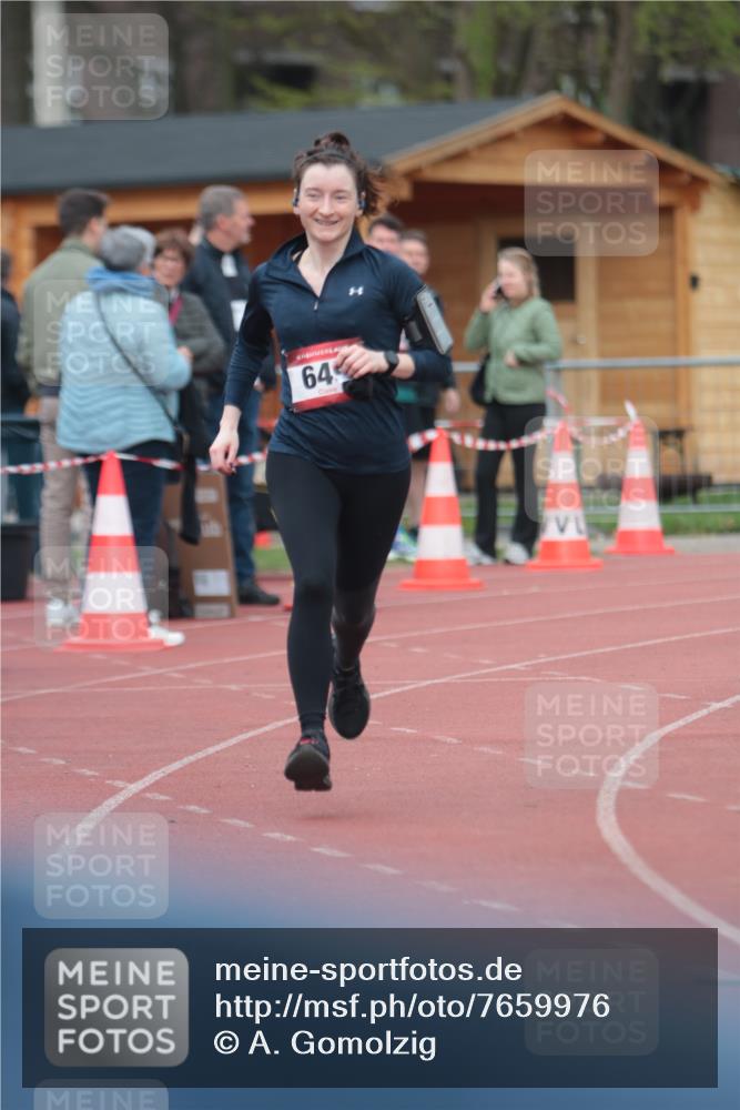 13.04.2025 - Hammer Lauf A. Gomolzig http://msf.ph/oto/7659976 13.04.2025 10:32:16 Ziel 155, 649, 744, 1703, 1902 meine-sportfotos.de