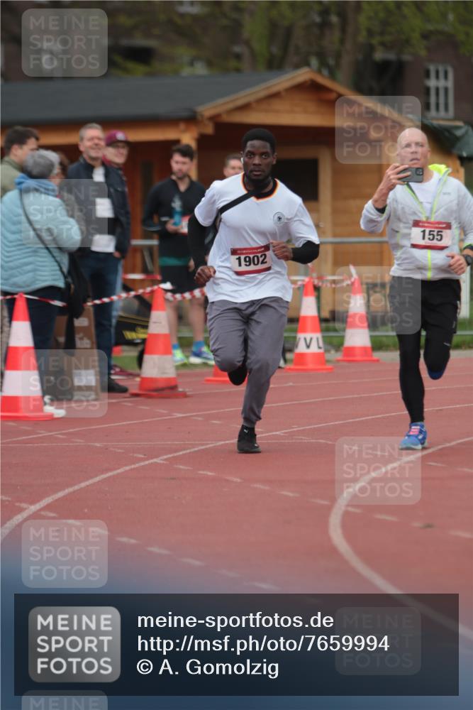 13.04.2025 - Hammer Lauf A. Gomolzig http://msf.ph/oto/7659994 13.04.2025 10:32:23 Ziel 155, 744, 1703, 1902 meine-sportfotos.de