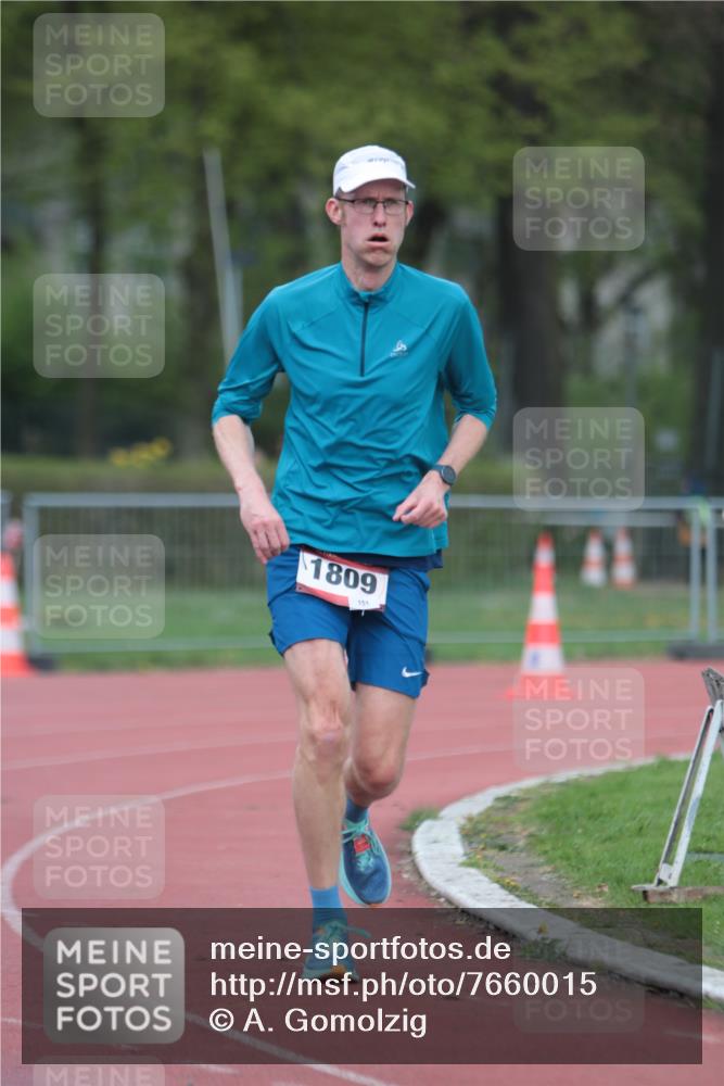 13.04.2025 - Hammer Lauf A. Gomolzig http://msf.ph/oto/7660015 13.04.2025 10:32:42 Ziel 766, 1074, 1809 meine-sportfotos.de