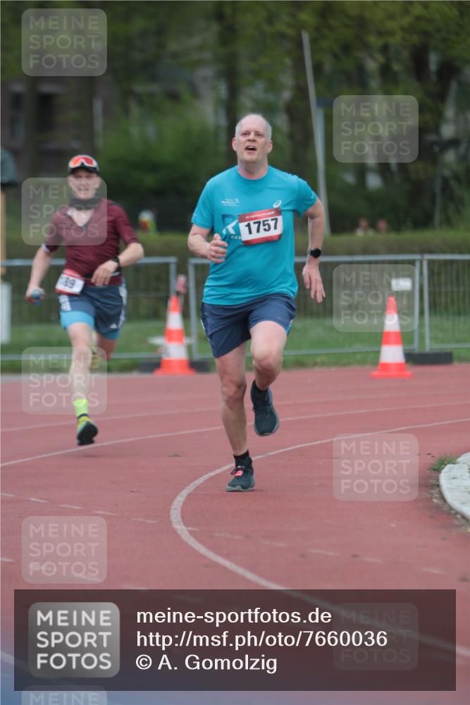 13.04.2025 - Hammer Lauf A. Gomolzig http://msf.ph/oto/7660036 13.04.2025 10:32:59 Ziel 189, 1757, 1976 meine-sportfotos.de