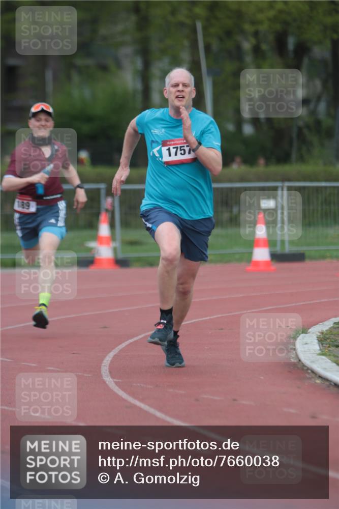 13.04.2025 - Hammer Lauf A. Gomolzig http://msf.ph/oto/7660038 13.04.2025 10:32:59 Ziel 189, 1757, 1976 meine-sportfotos.de