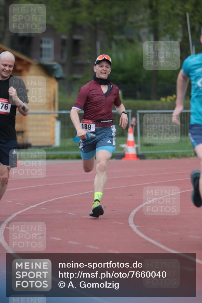 13.04.2025 - Hammer Lauf A. Gomolzig http://msf.ph/oto/7660040 13.04.2025 10:33:00 Ziel 189, 1976 meine-sportfotos.de