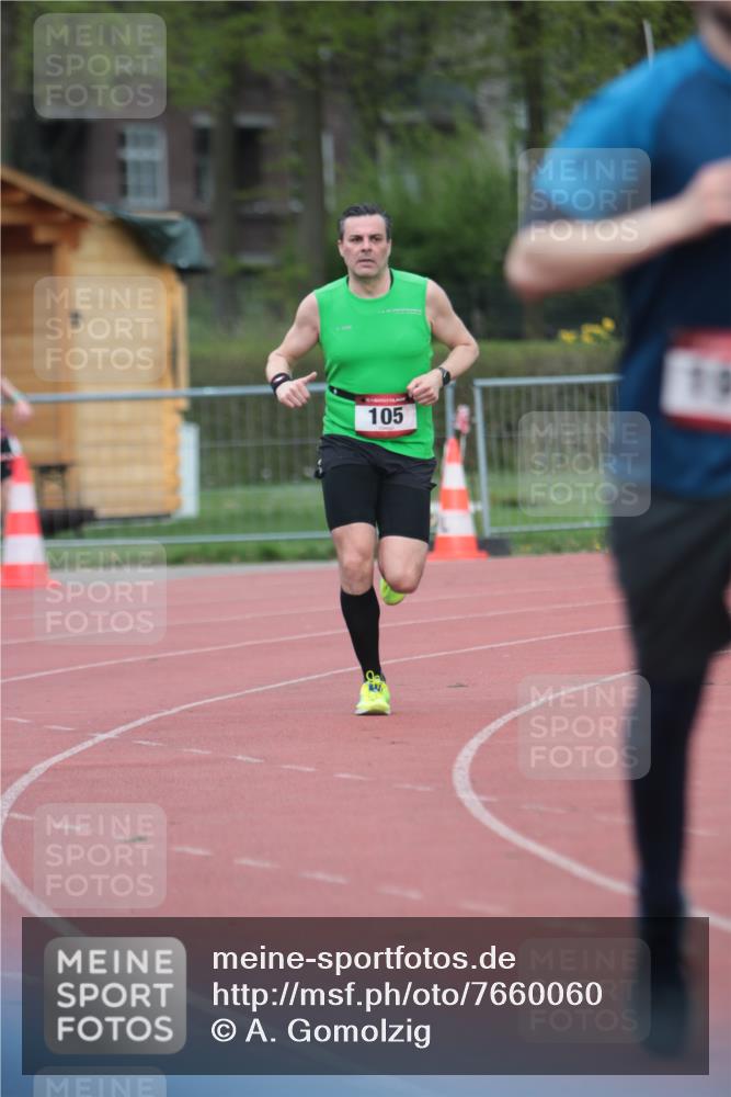13.04.2025 - Hammer Lauf A. Gomolzig http://msf.ph/oto/7660060 13.04.2025 10:33:16 Ziel 105, 158, 357, 1919 meine-sportfotos.de