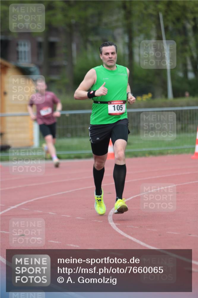 13.04.2025 - Hammer Lauf A. Gomolzig http://msf.ph/oto/7660065 13.04.2025 10:33:17 Ziel 105, 158, 357 meine-sportfotos.de