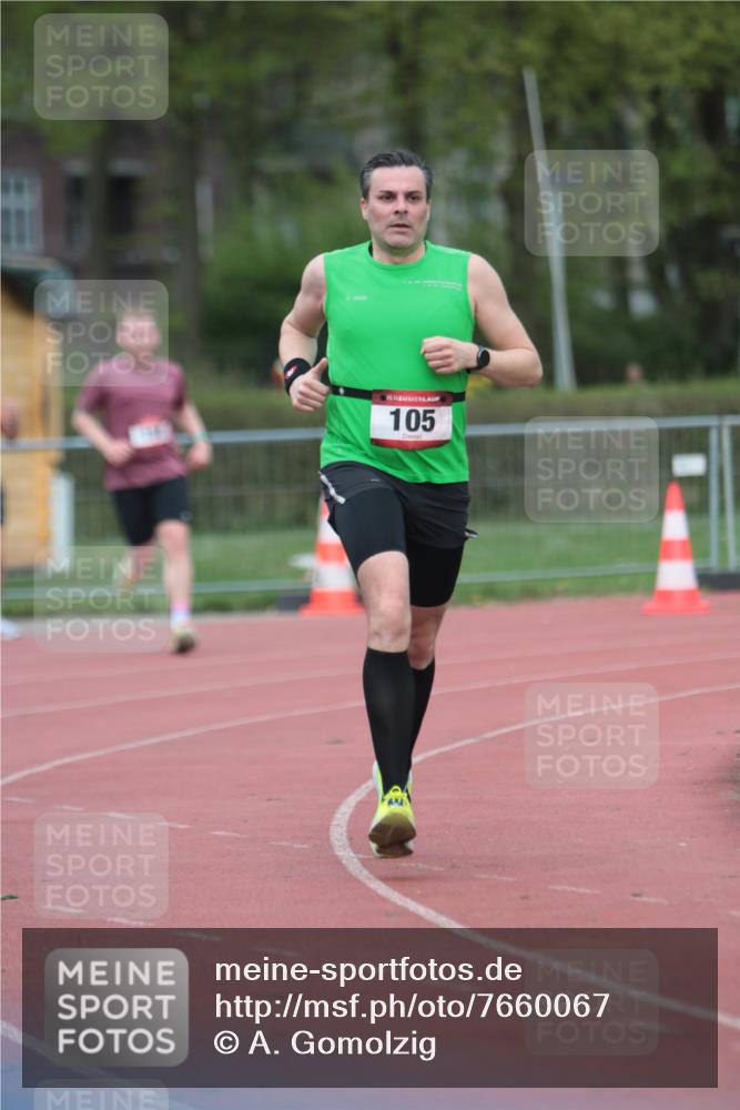 13.04.2025 - Hammer Lauf A. Gomolzig http://msf.ph/oto/7660067 13.04.2025 10:33:17 Ziel 105, 158, 357 meine-sportfotos.de