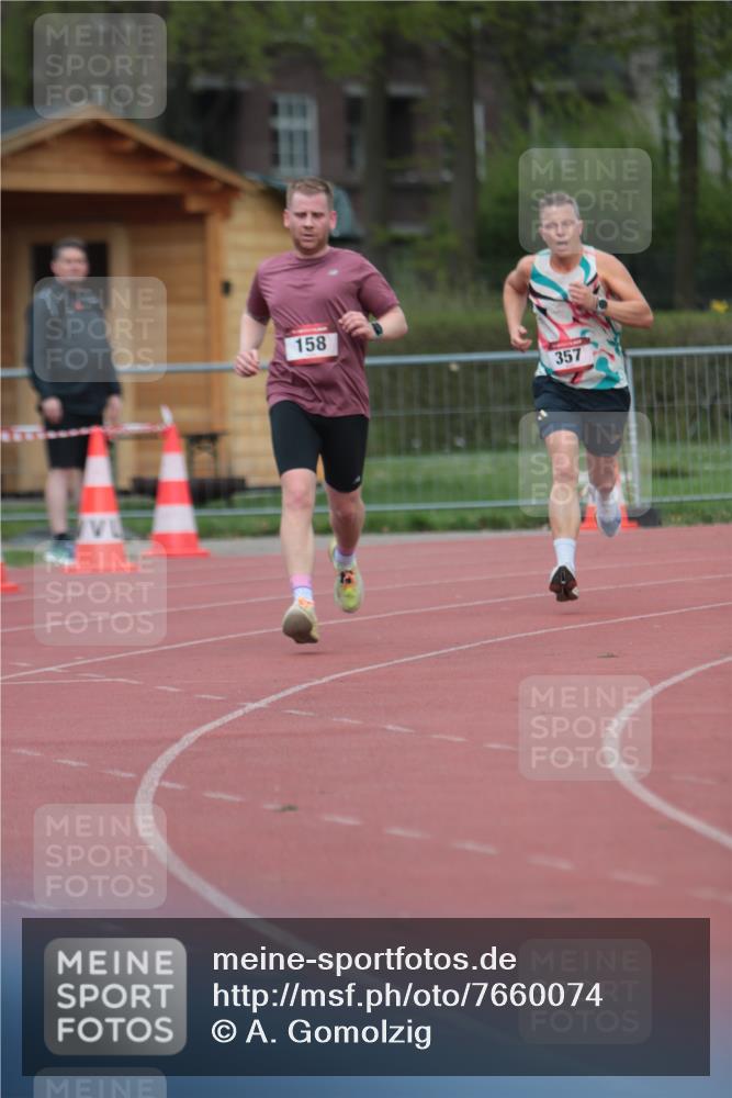 13.04.2025 - Hammer Lauf A. Gomolzig http://msf.ph/oto/7660074 13.04.2025 10:33:19 Ziel 158, 357 meine-sportfotos.de