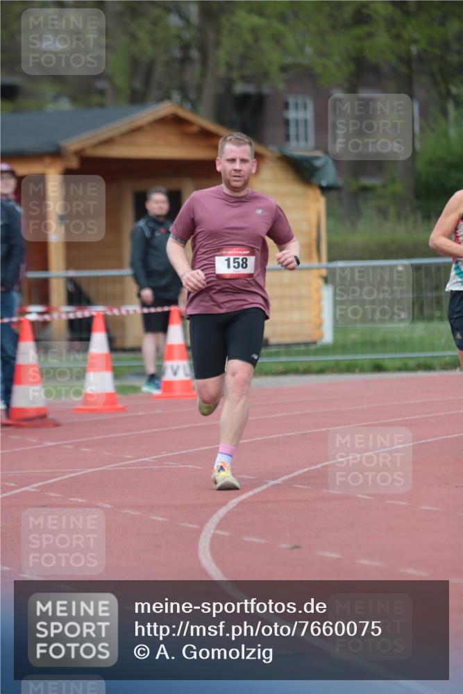 13.04.2025 - Hammer Lauf A. Gomolzig http://msf.ph/oto/7660075 13.04.2025 10:33:20 Ziel 158, 357 meine-sportfotos.de