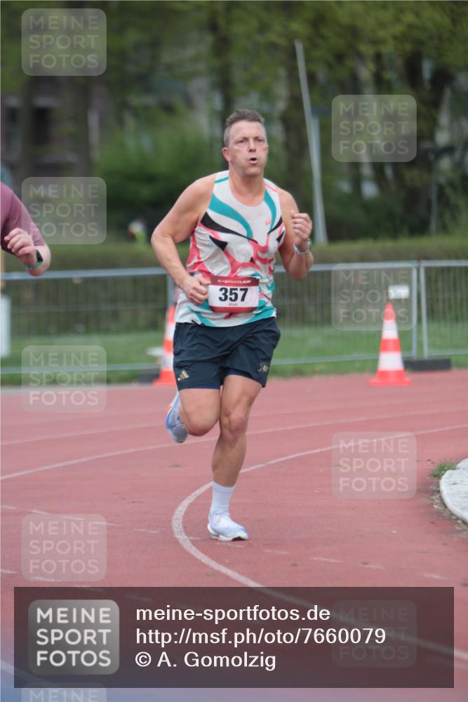 13.04.2025 - Hammer Lauf A. Gomolzig http://msf.ph/oto/7660079 13.04.2025 10:33:22 Ziel 158, 357 meine-sportfotos.de