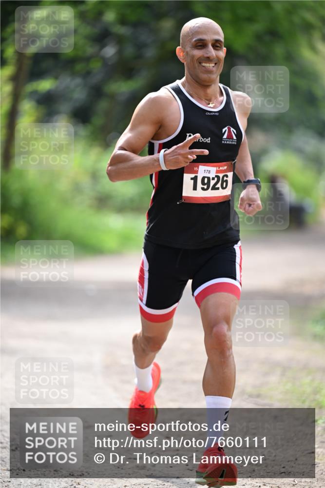 13.04.2025 - Hammer Lauf Dr. Thomas Lammeyer http://msf.ph/oto/7660111 13.04.2025 11:21:32 Laufen 063, 0, 15, 178, 1926 meine-sportfotos.de