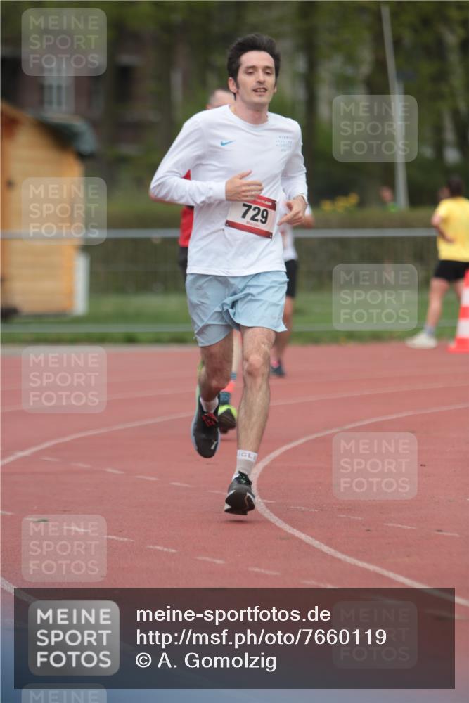 13.04.2025 - Hammer Lauf A. Gomolzig http://msf.ph/oto/7660119 13.04.2025 10:34:12 Ziel 197, 729, 1197, 1286 meine-sportfotos.de