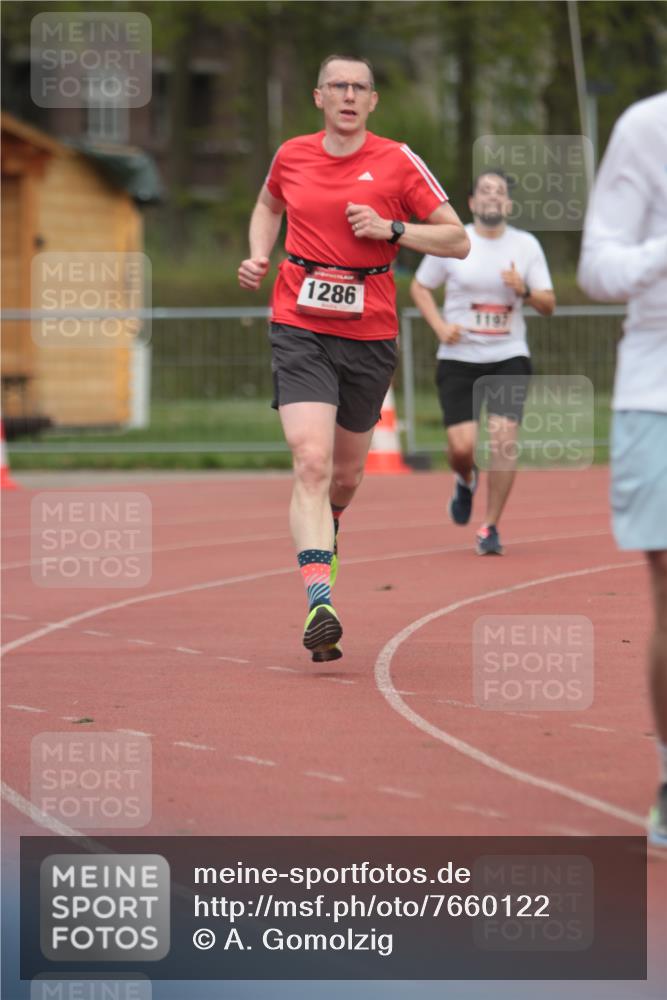 13.04.2025 - Hammer Lauf A. Gomolzig http://msf.ph/oto/7660122 13.04.2025 10:34:13 Ziel 197, 729, 1197, 1286 meine-sportfotos.de
