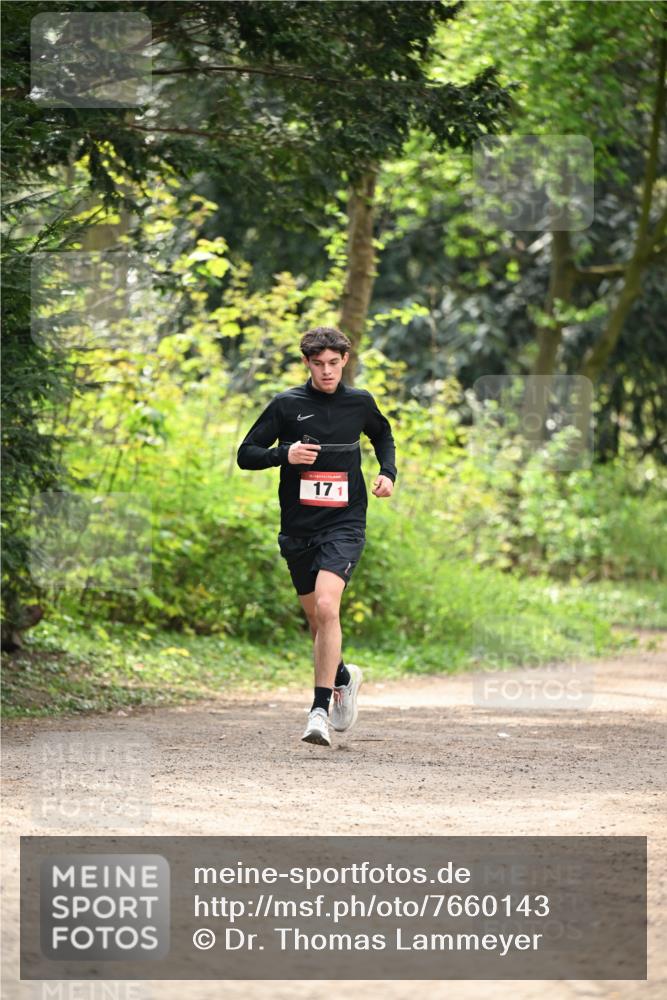 13.04.2025 - Hammer Lauf Dr. Thomas Lammeyer http://msf.ph/oto/7660143 13.04.2025 11:21:48 Laufen 171 meine-sportfotos.de